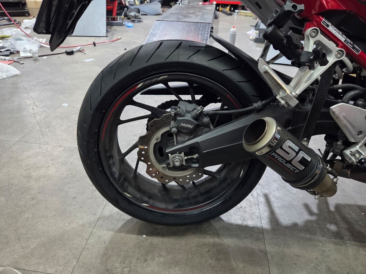 혼다 CBR 650 F 7