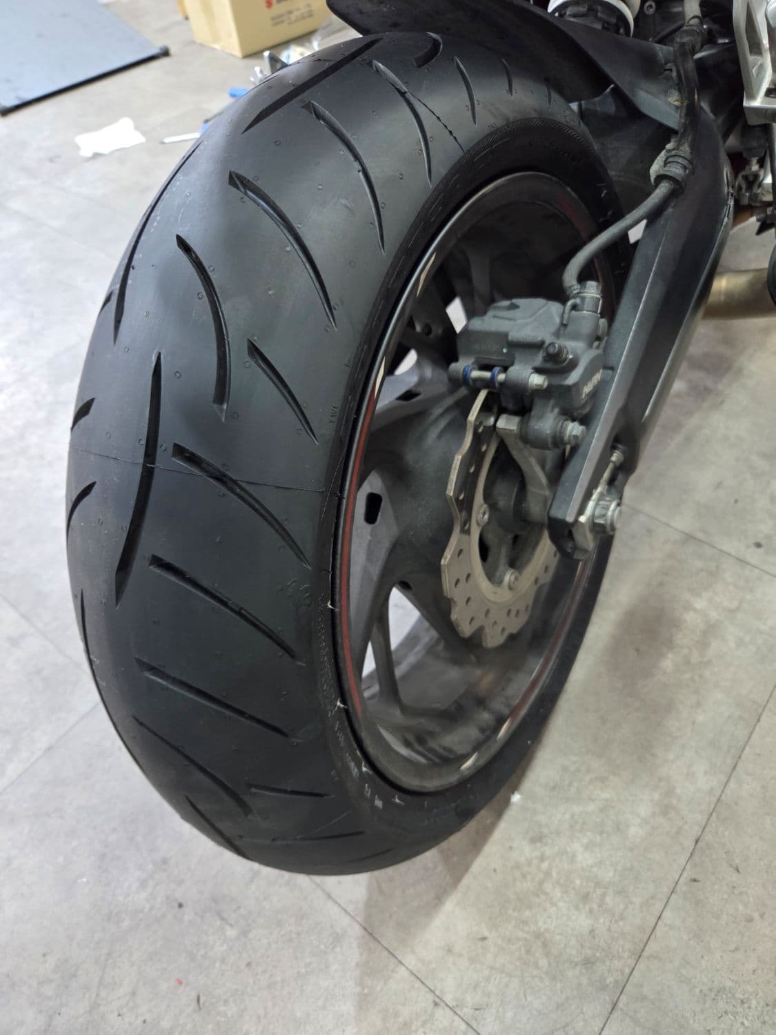 혼다 CBR 650 F 9