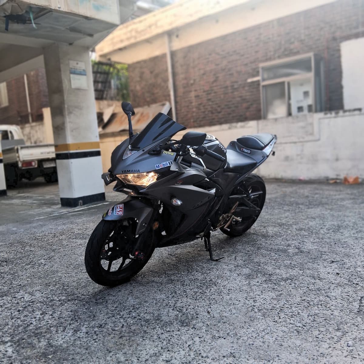 야마하 YZF R3 7