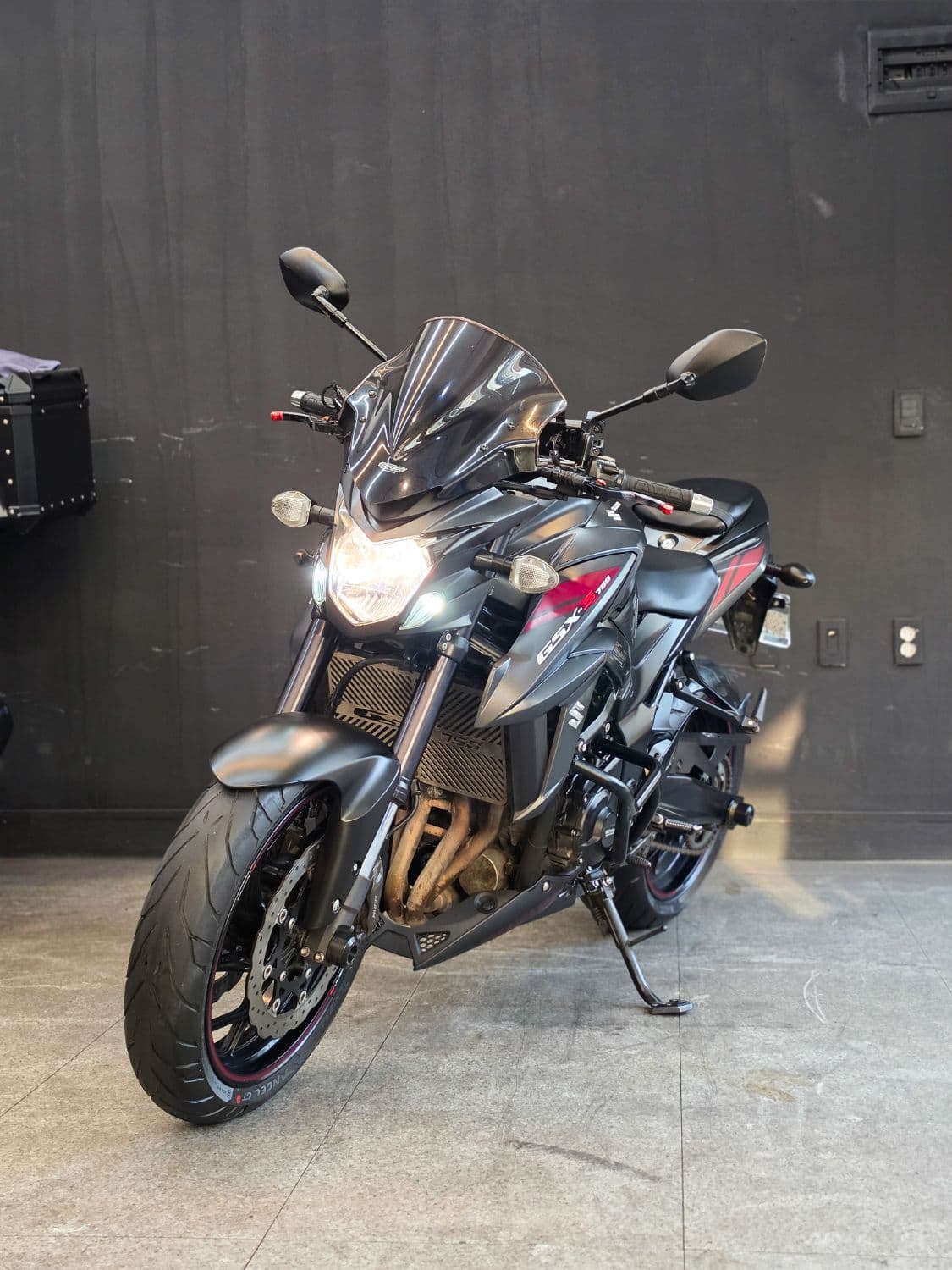 스즈키 GSX S 750 3