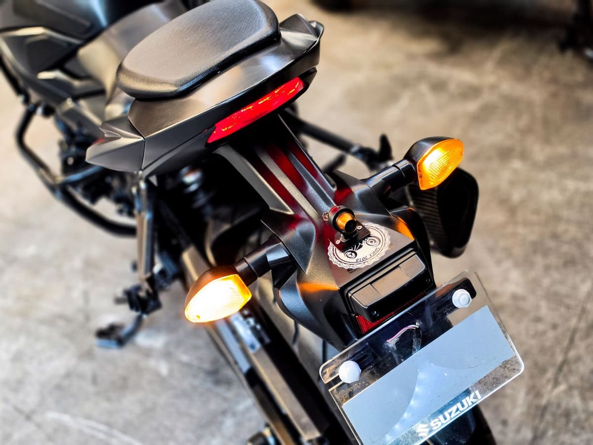 스즈키 GSX S 750 15