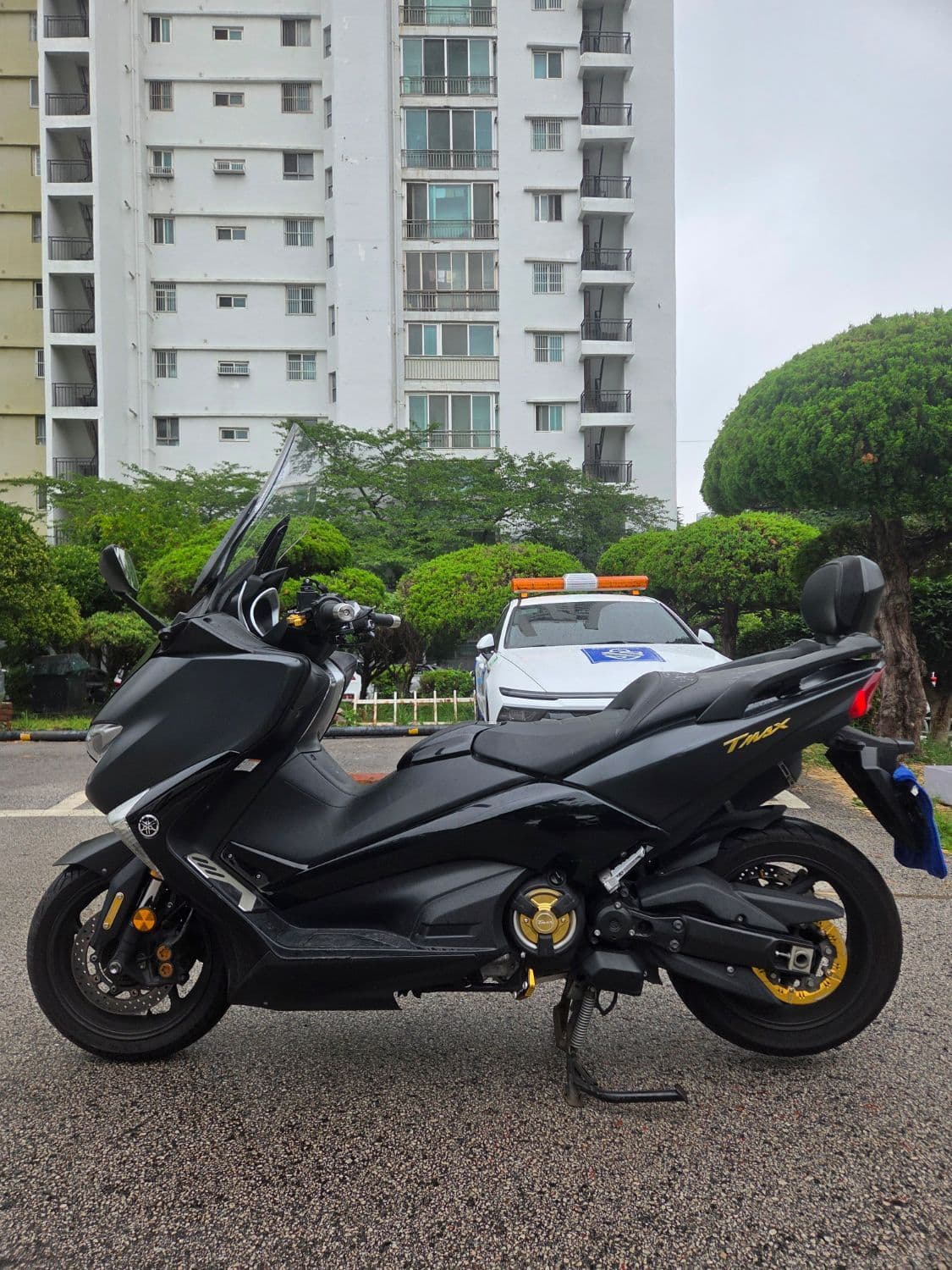 야마하 TMAX DX 5