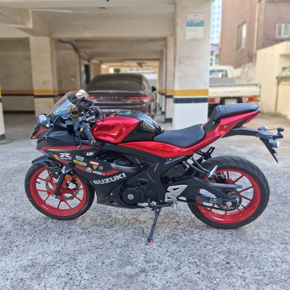 스즈키 GSX R 125 ABS 6
