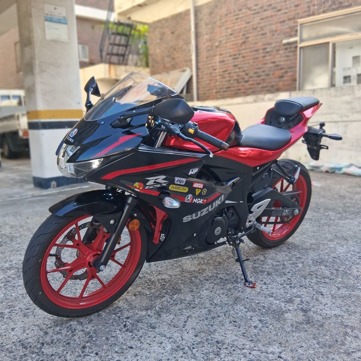 스즈키 GSX R 125 ABS 7