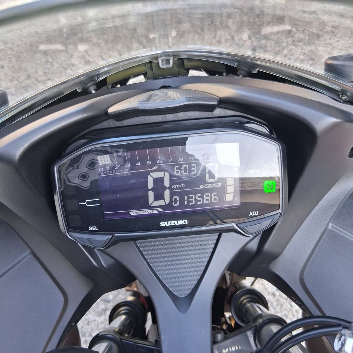 스즈키 GSX R 125 ABS 10