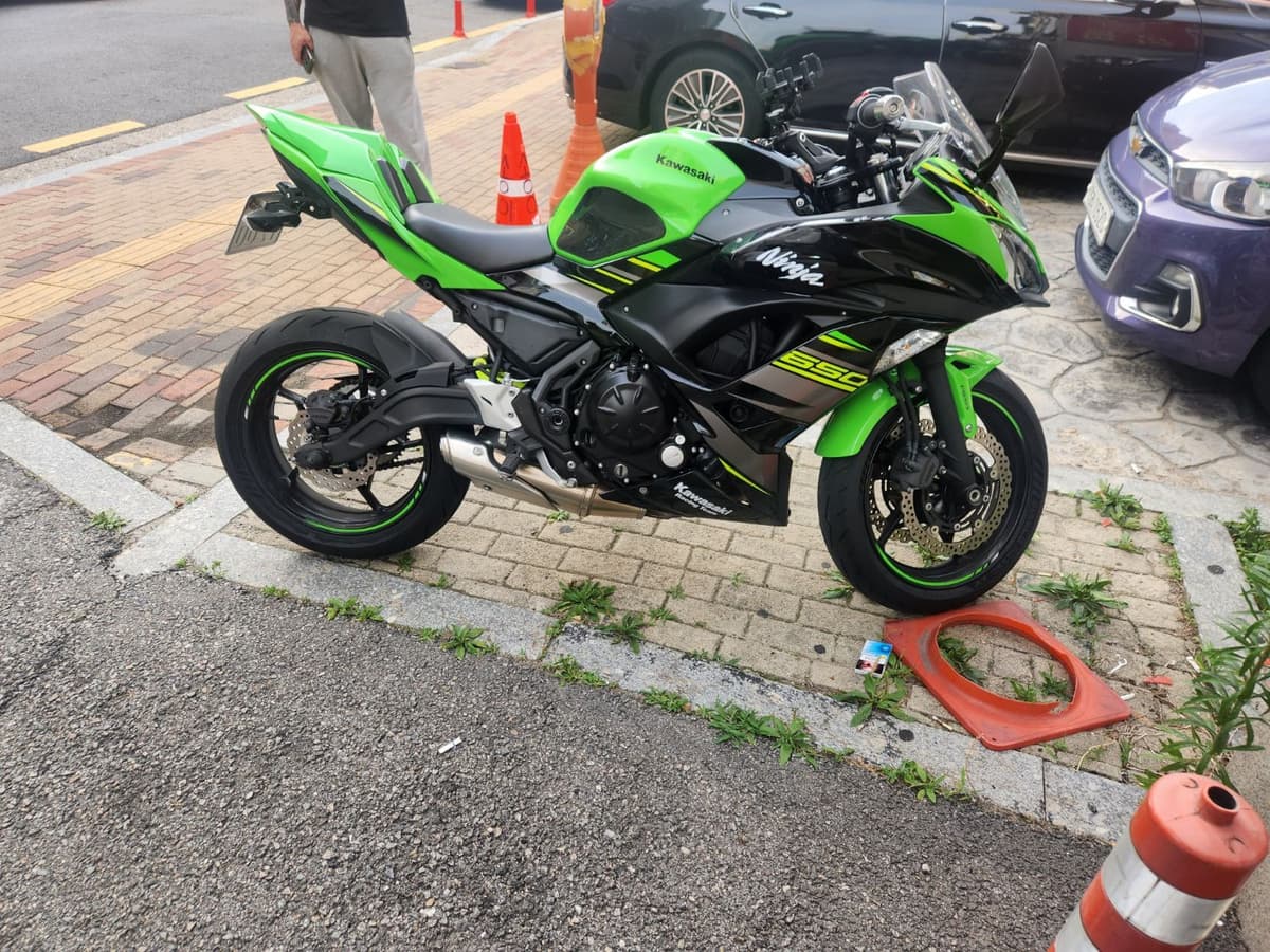 가와사키 닌자 650 3