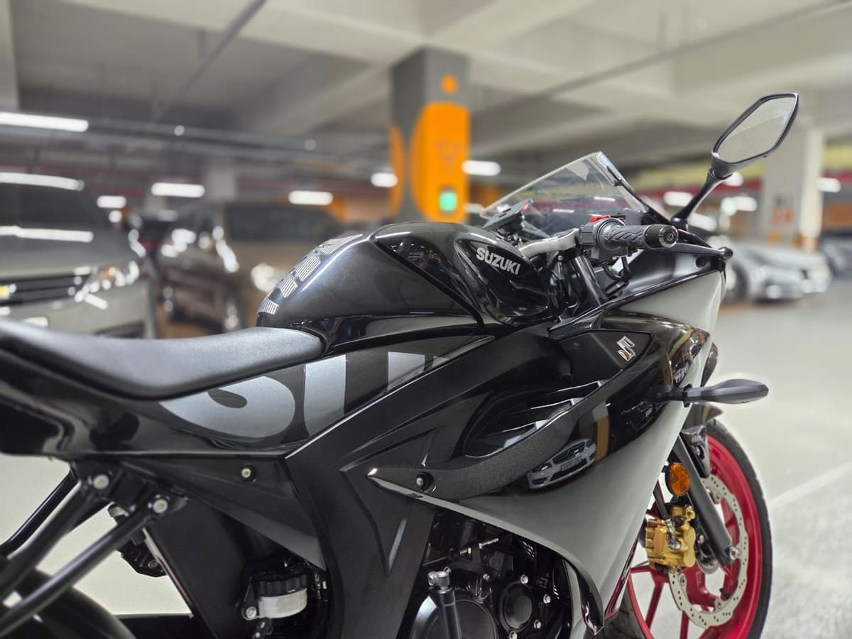 스즈키 GSX R 125 ABS 7