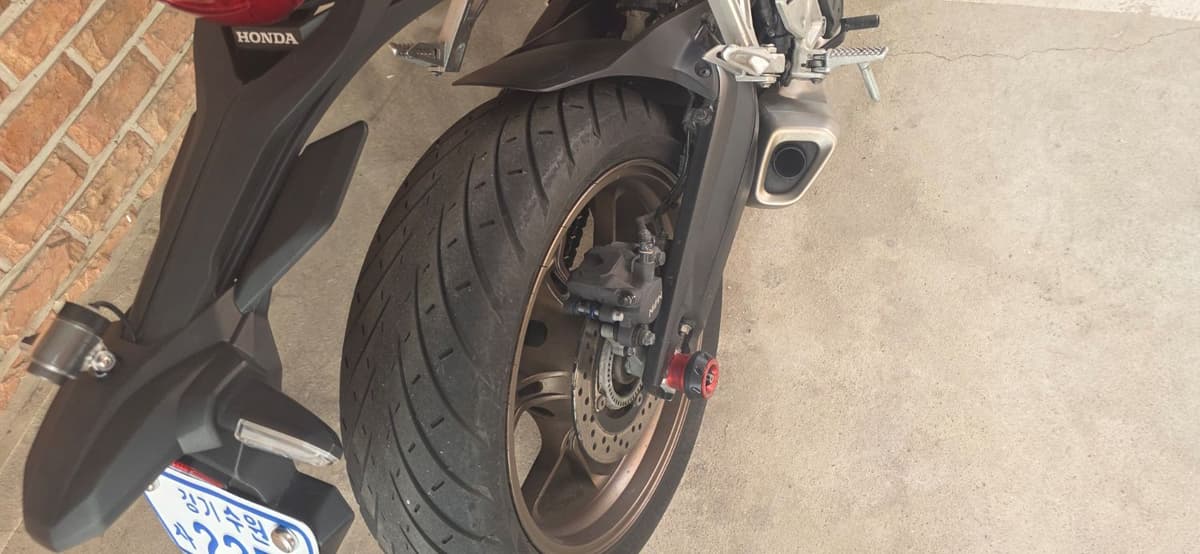 혼다 CB 650 R 6
