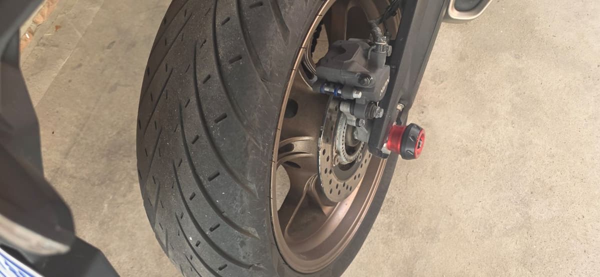 혼다 CB 650 R 7