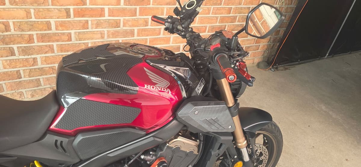 혼다 CB 650 R 9
