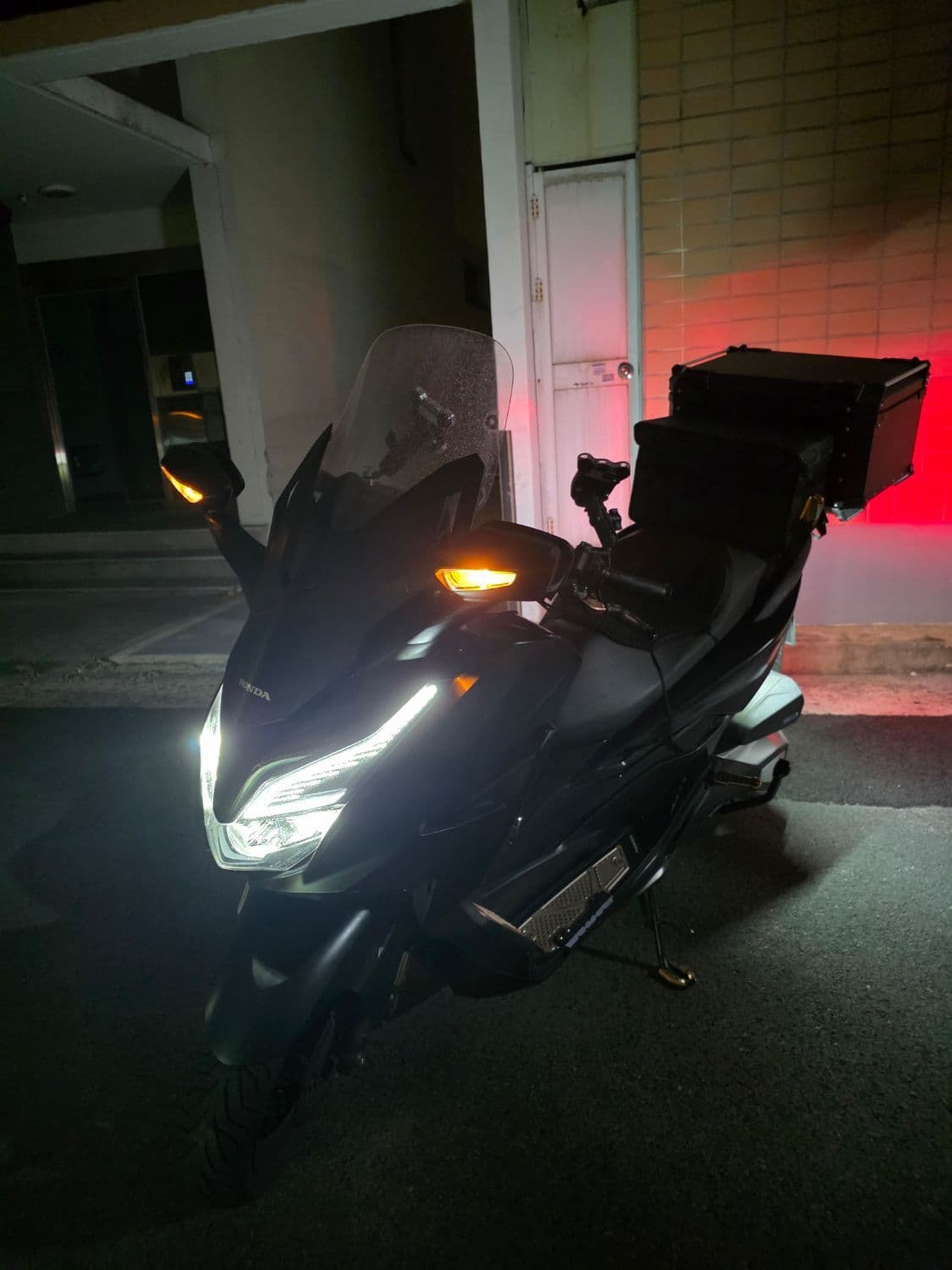 혼다 포르자 350 2