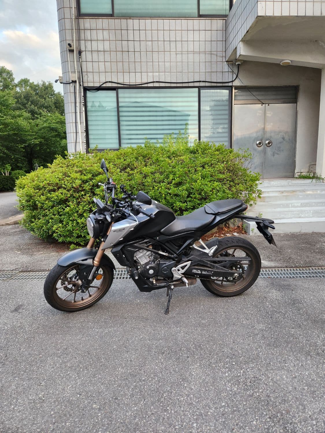 혼다 CB 125 R 1
