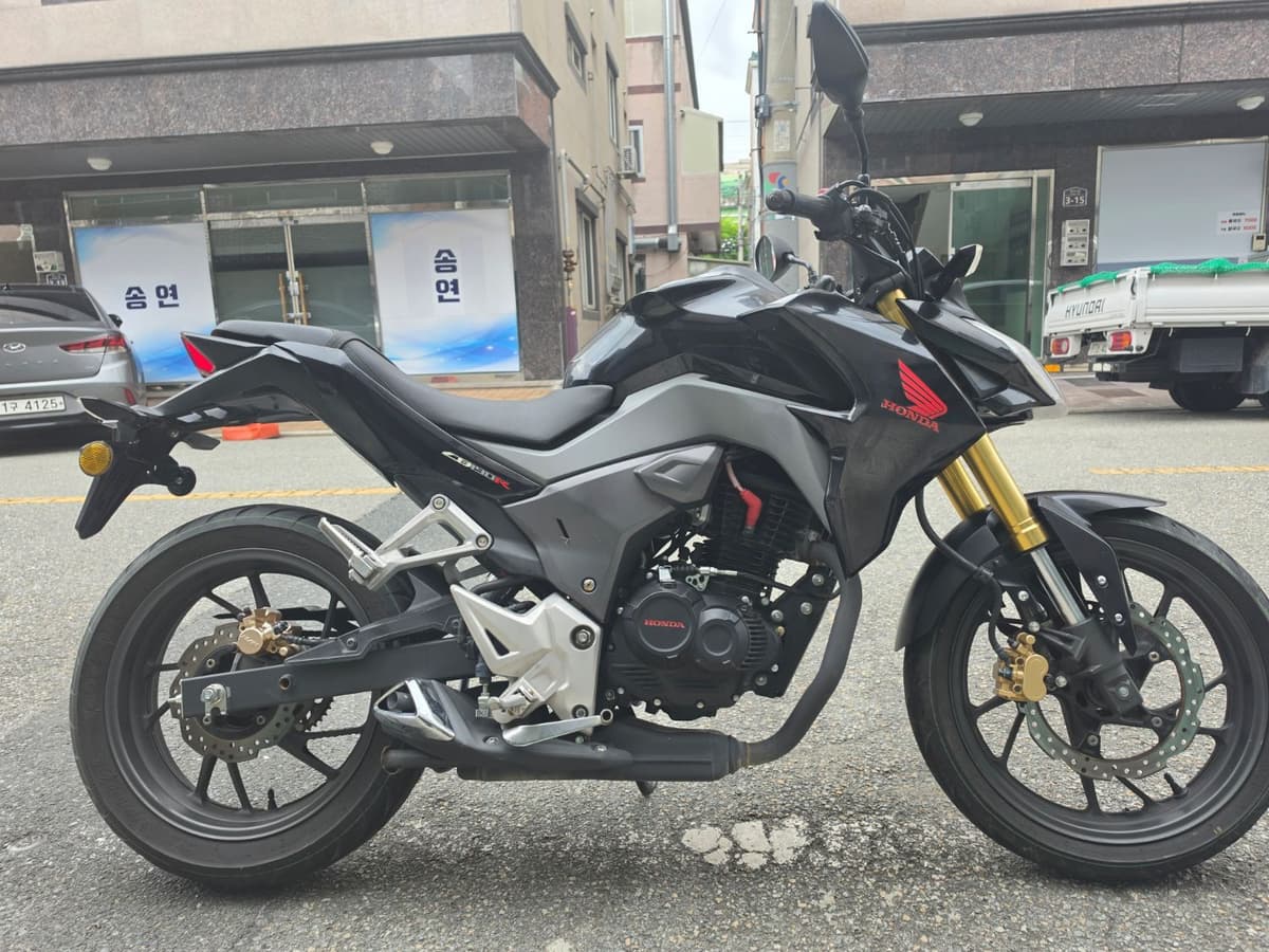 혼다 CB 190 R 2