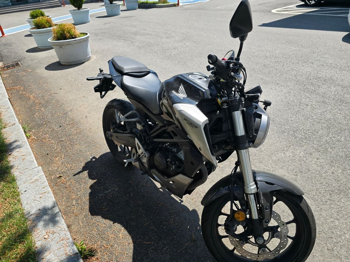 혼다 CB 125 R 3