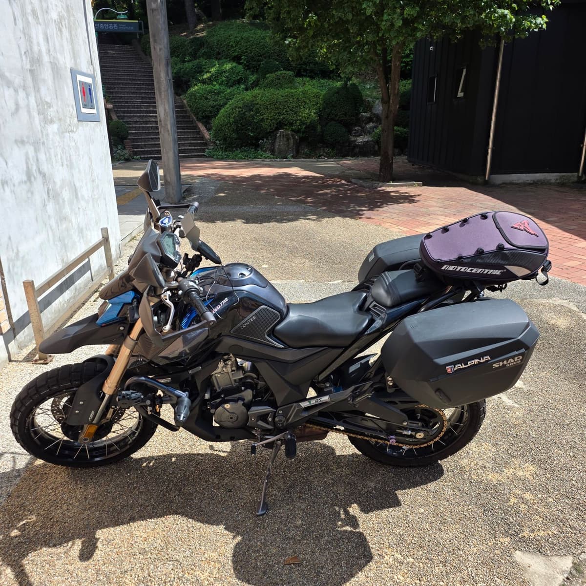 존테스 125 U1 2