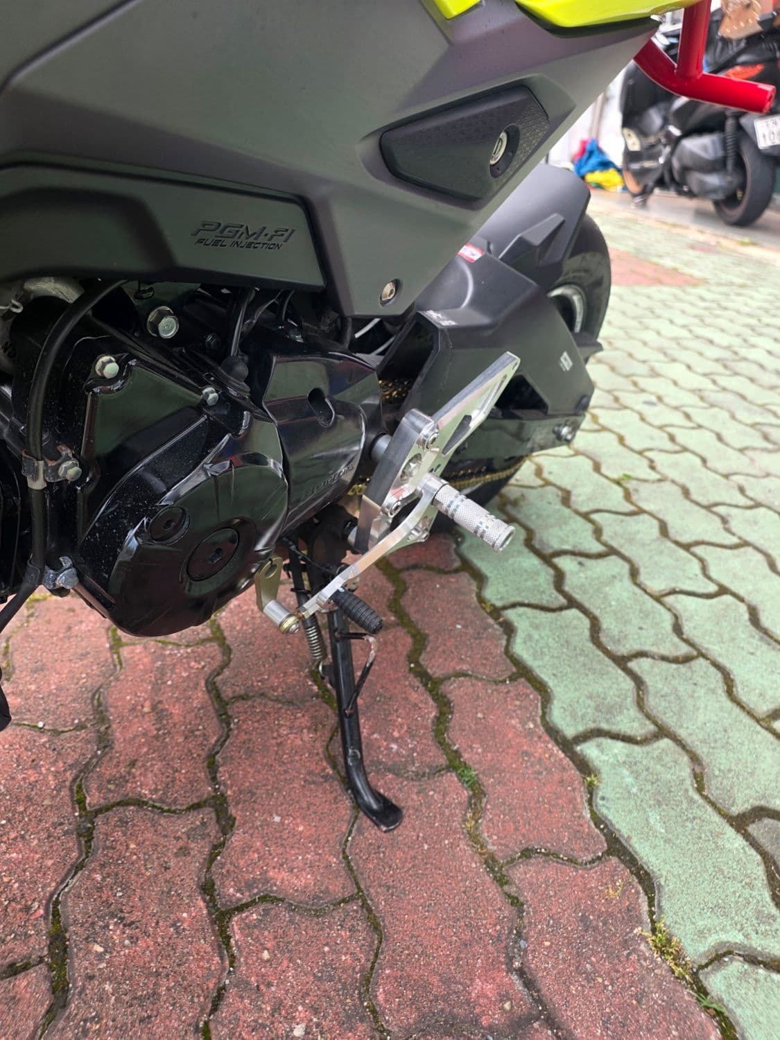 혼다 MSX 125 11