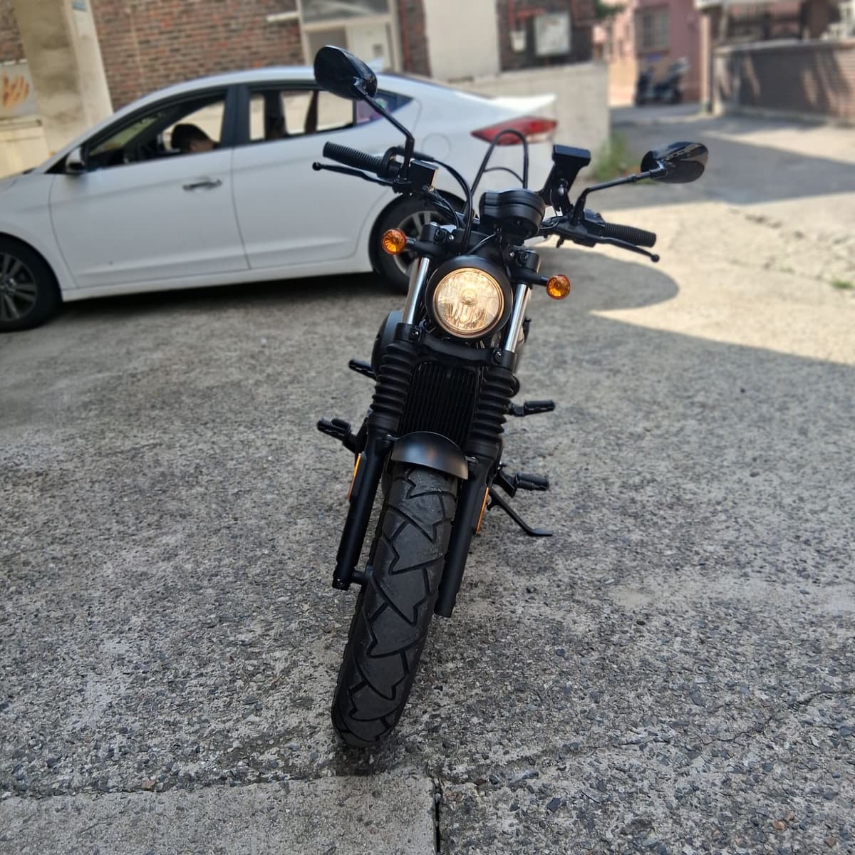 KR모터스 아퀼라 300 S 8