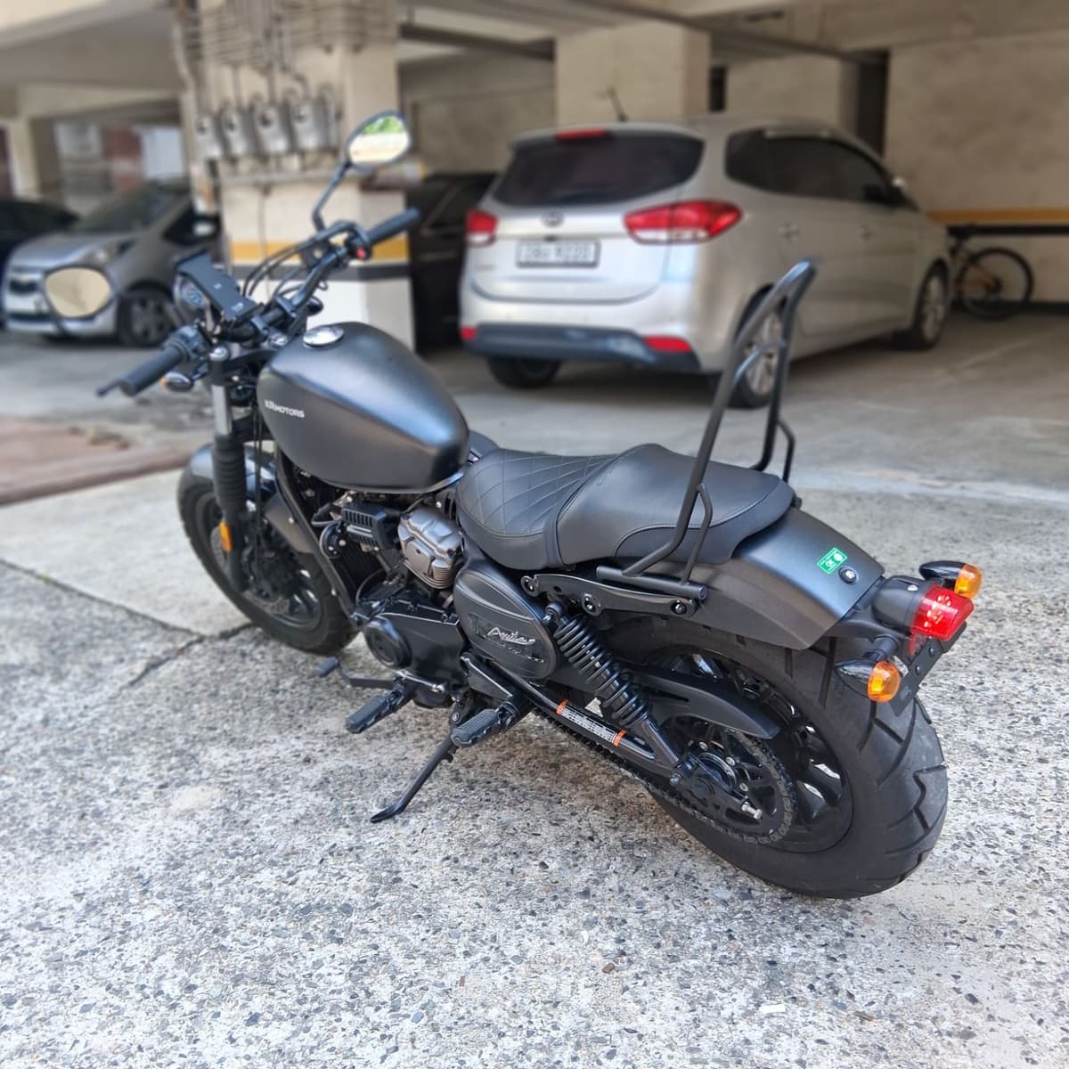 KR모터스 아퀼라 300 S 5