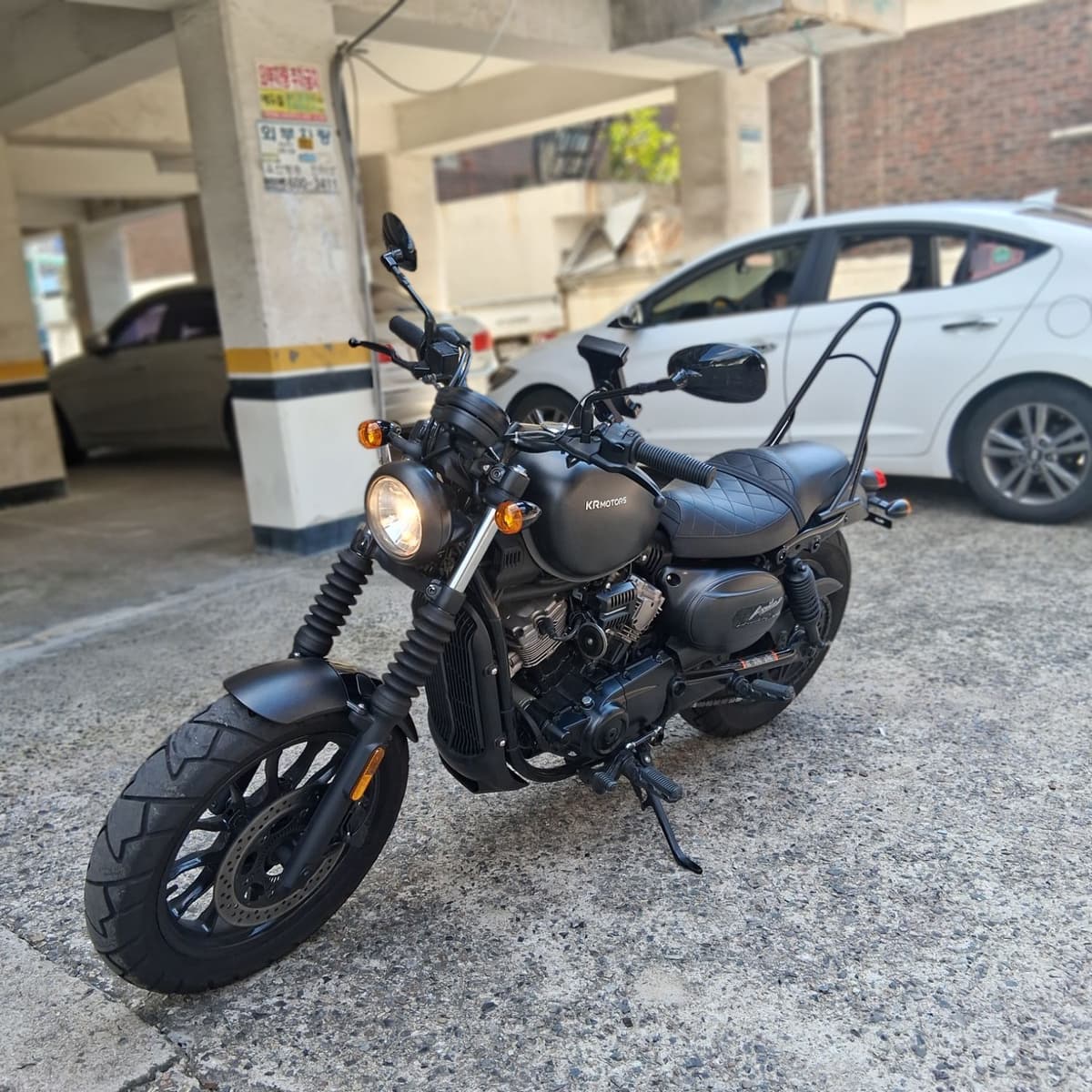 KR모터스 아퀼라 300 S 7