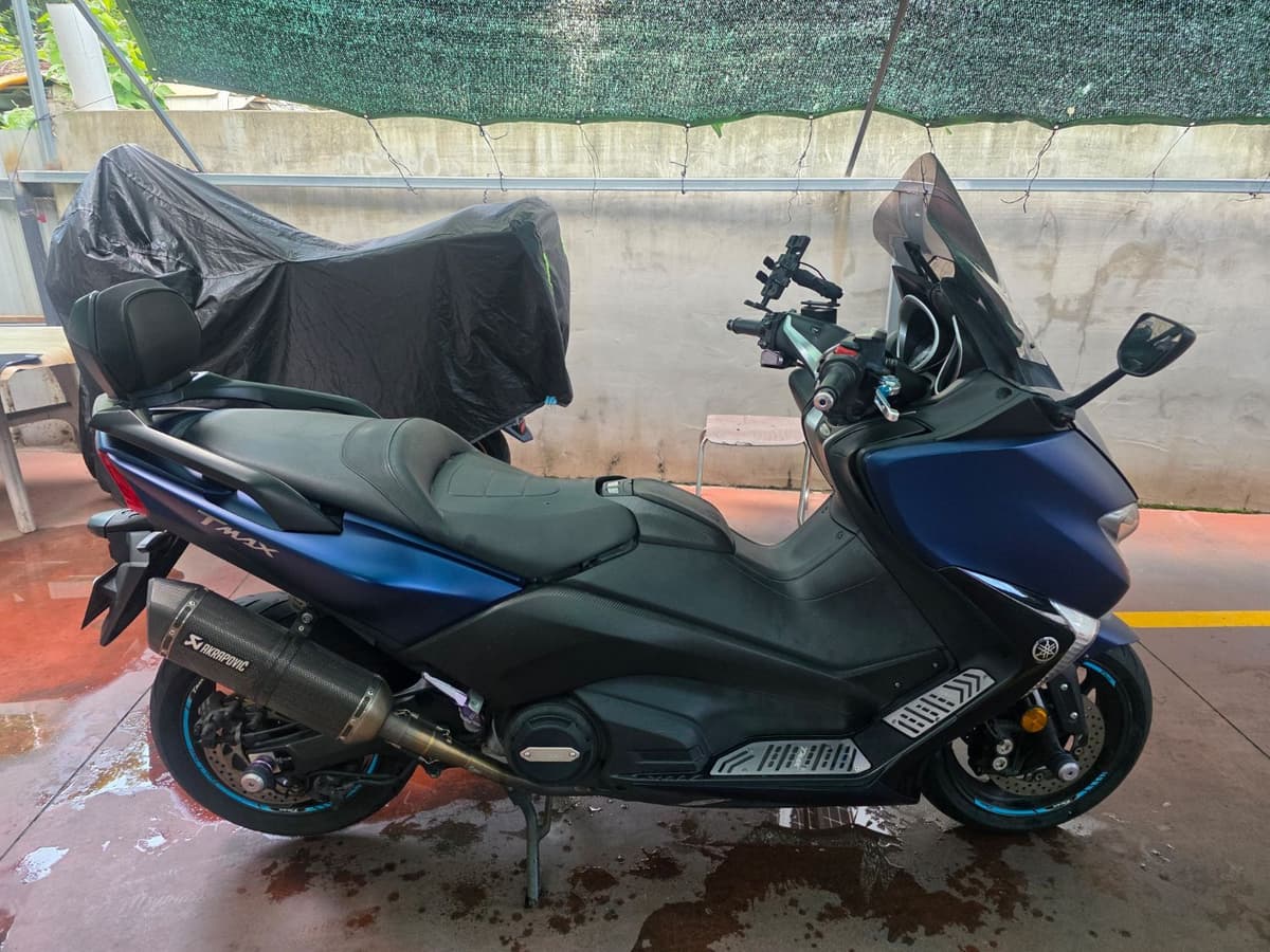 야마하 TMAX DX 2