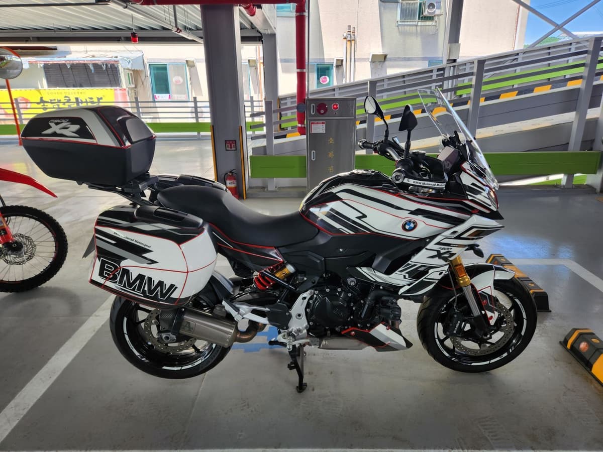 BMW F 900 XR 3