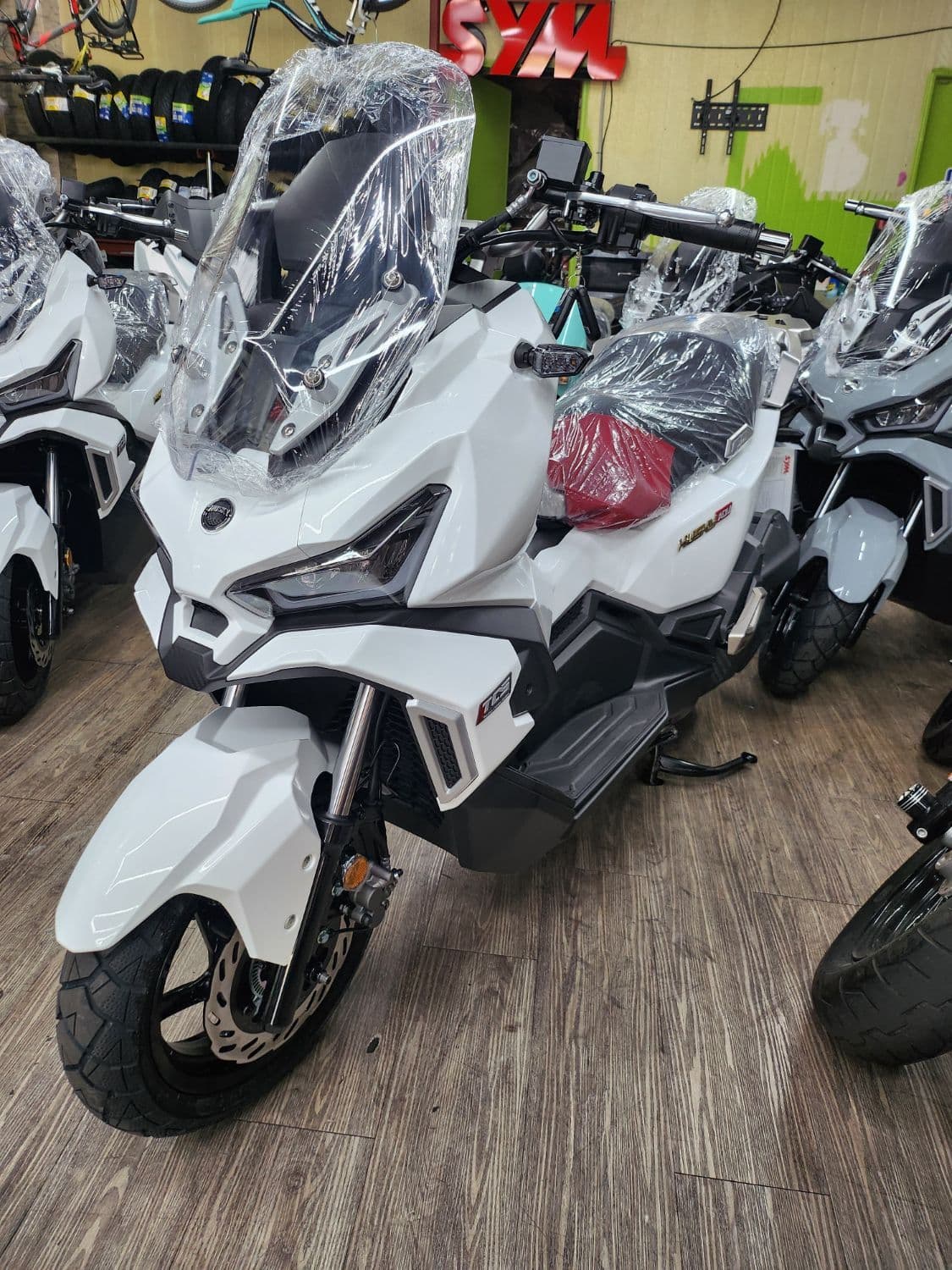 SYM ADX 125 (허스키 125) 3