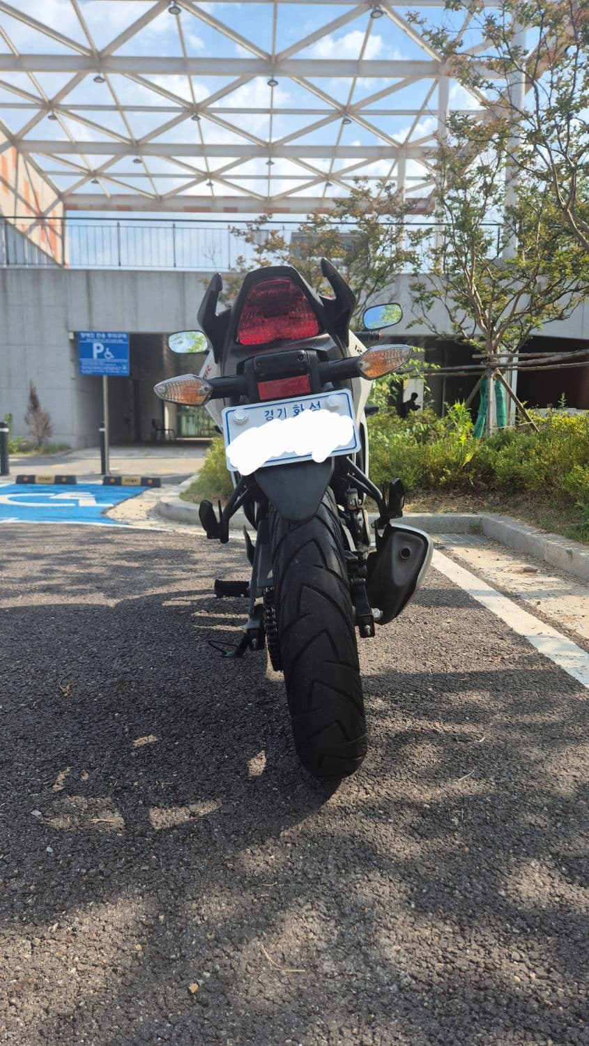 혼다 CBR 125 R 4
