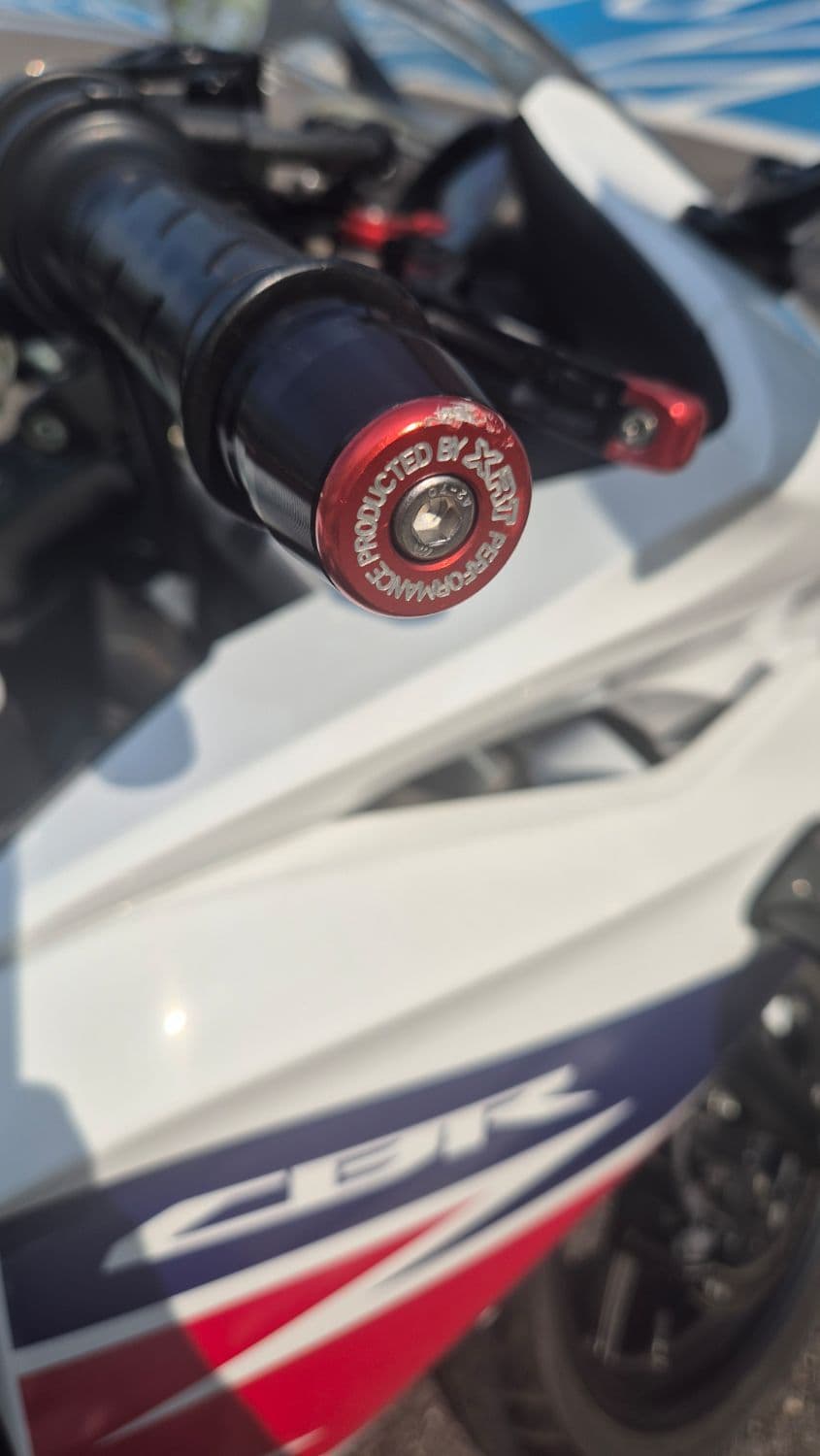 혼다 CBR 125 R 8