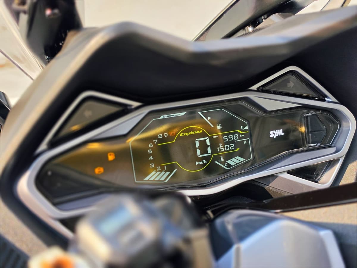 SYM 크루심 125 알파 ABS 10
