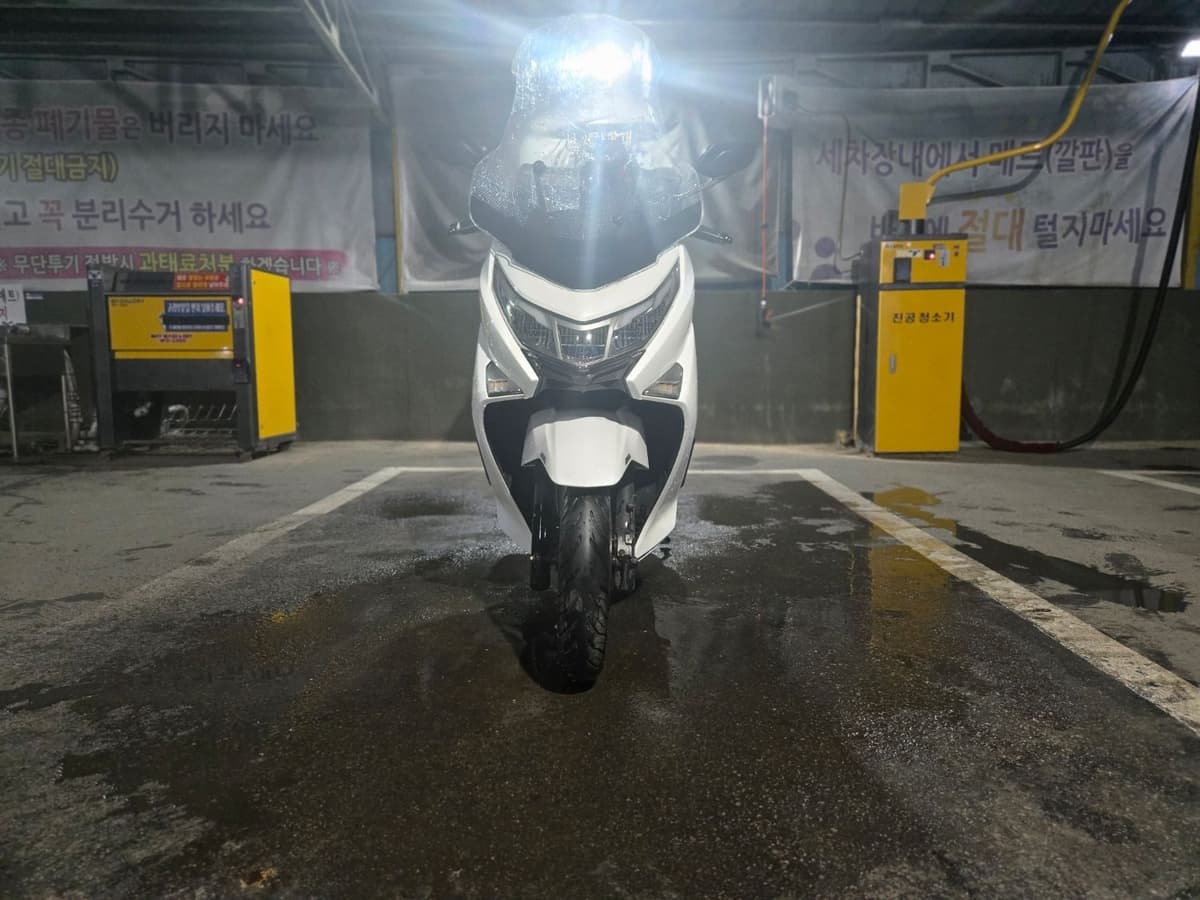 디앤에이모터스 UHR 125 1
