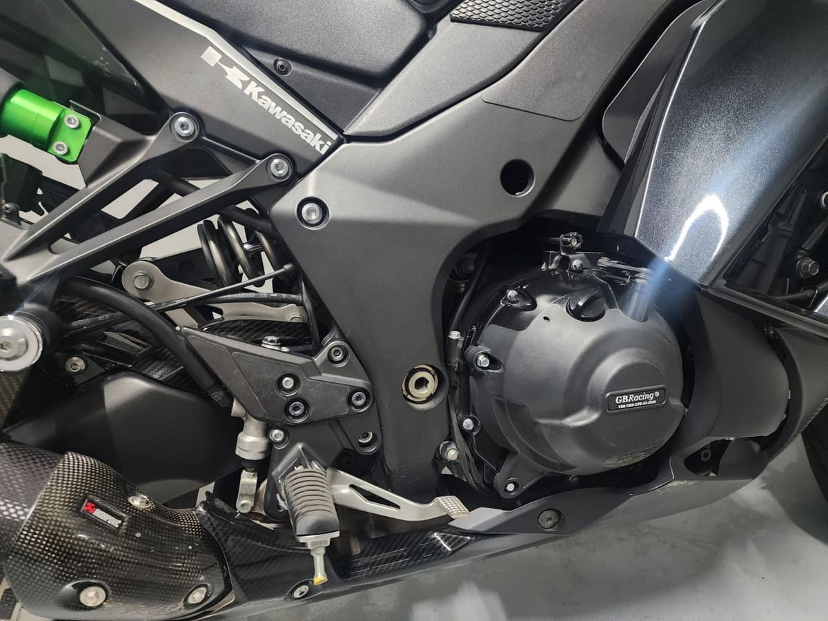 가와사키 Z 1000 SX 4