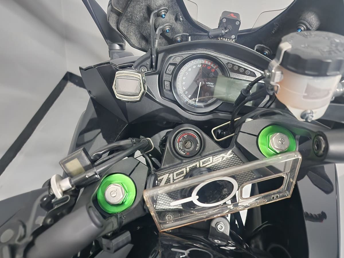 가와사키 Z 1000 SX 5