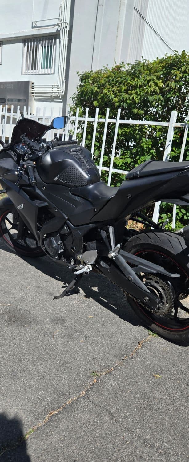 야마하 YZF R3 2