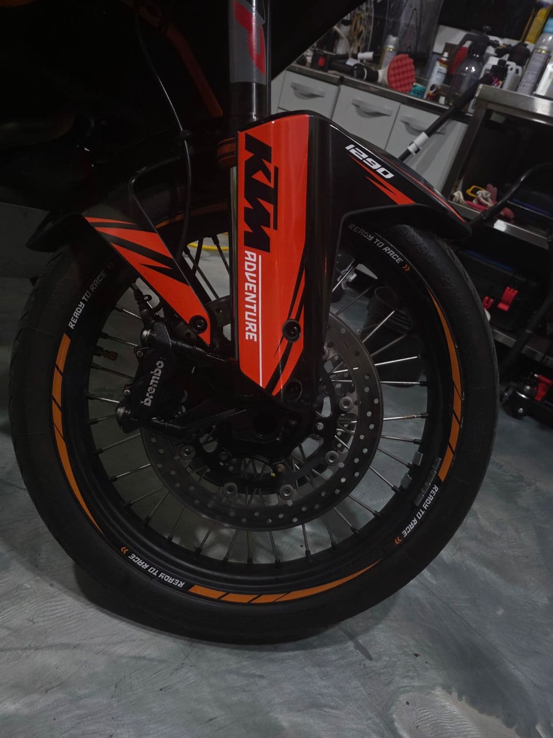 KTM 1290 슈퍼 어드벤처 R 8