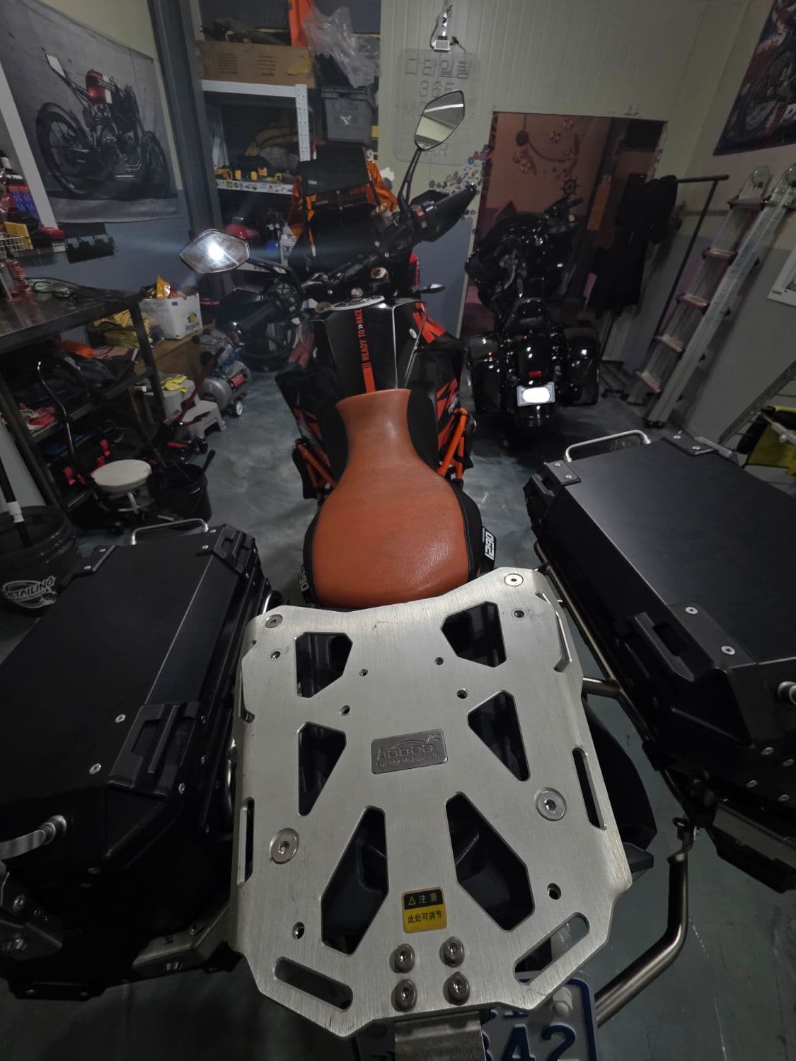 KTM 1290 슈퍼 어드벤처 R 9
