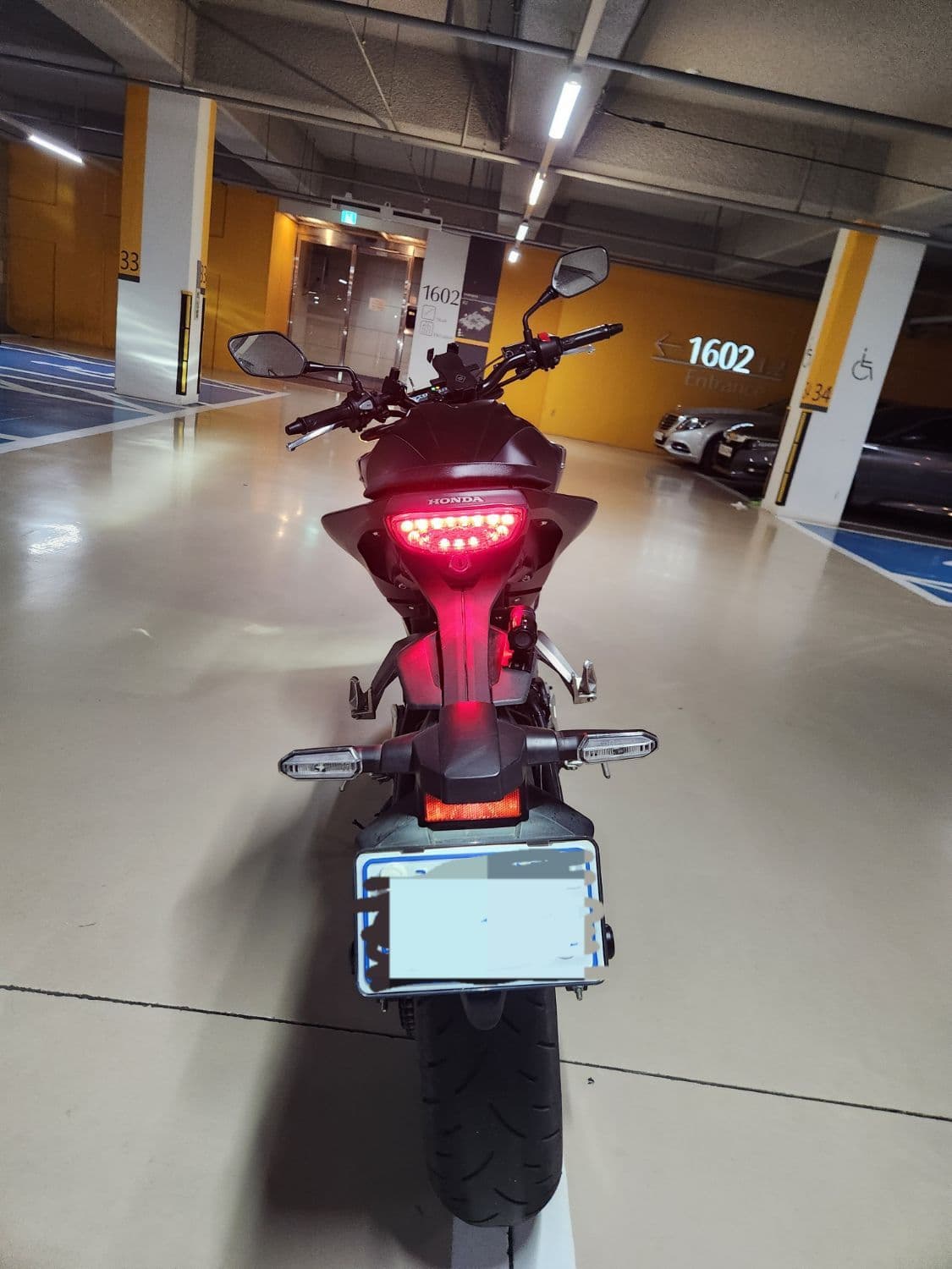 혼다 CB 125 R 2