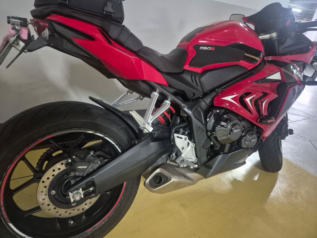 혼다 CBR 650 R MT 3
