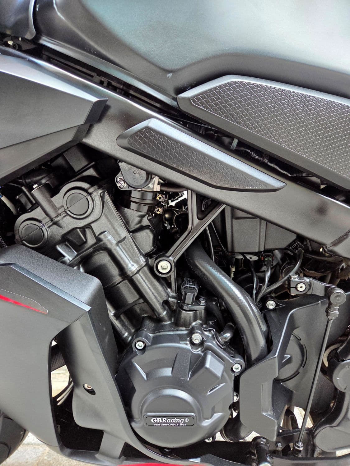 혼다 CBR 650 R MT 14