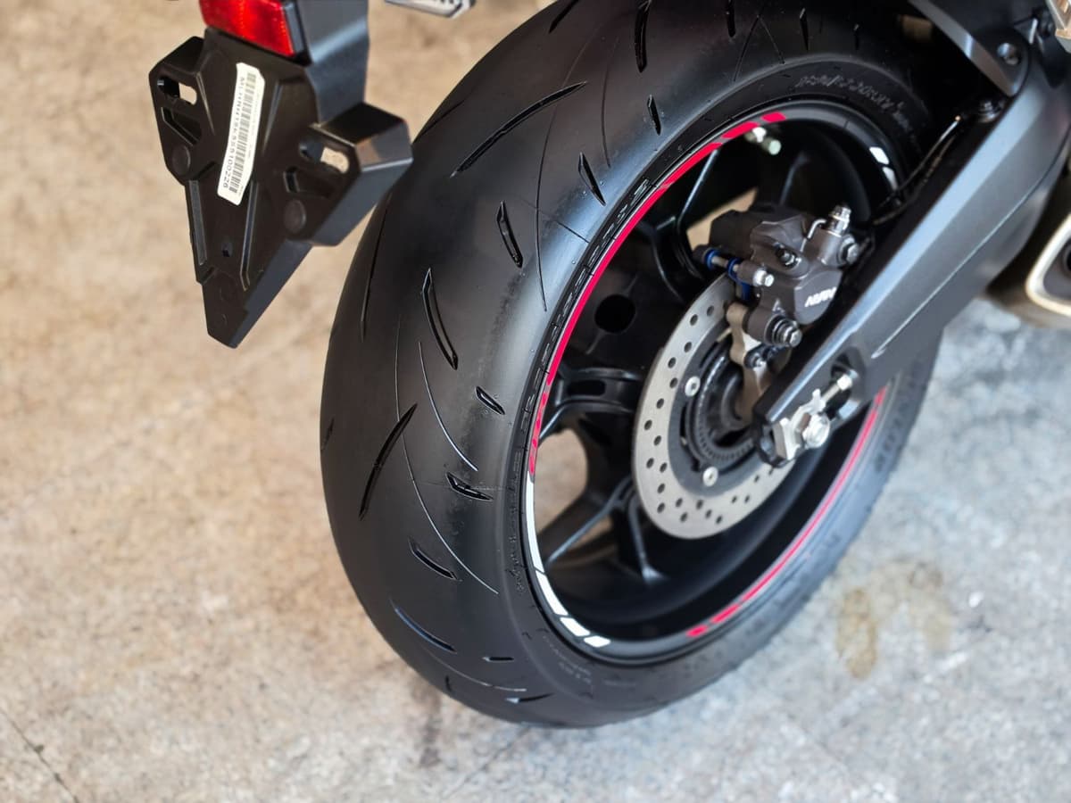 혼다 CBR 650 R E-CLUTCH 7