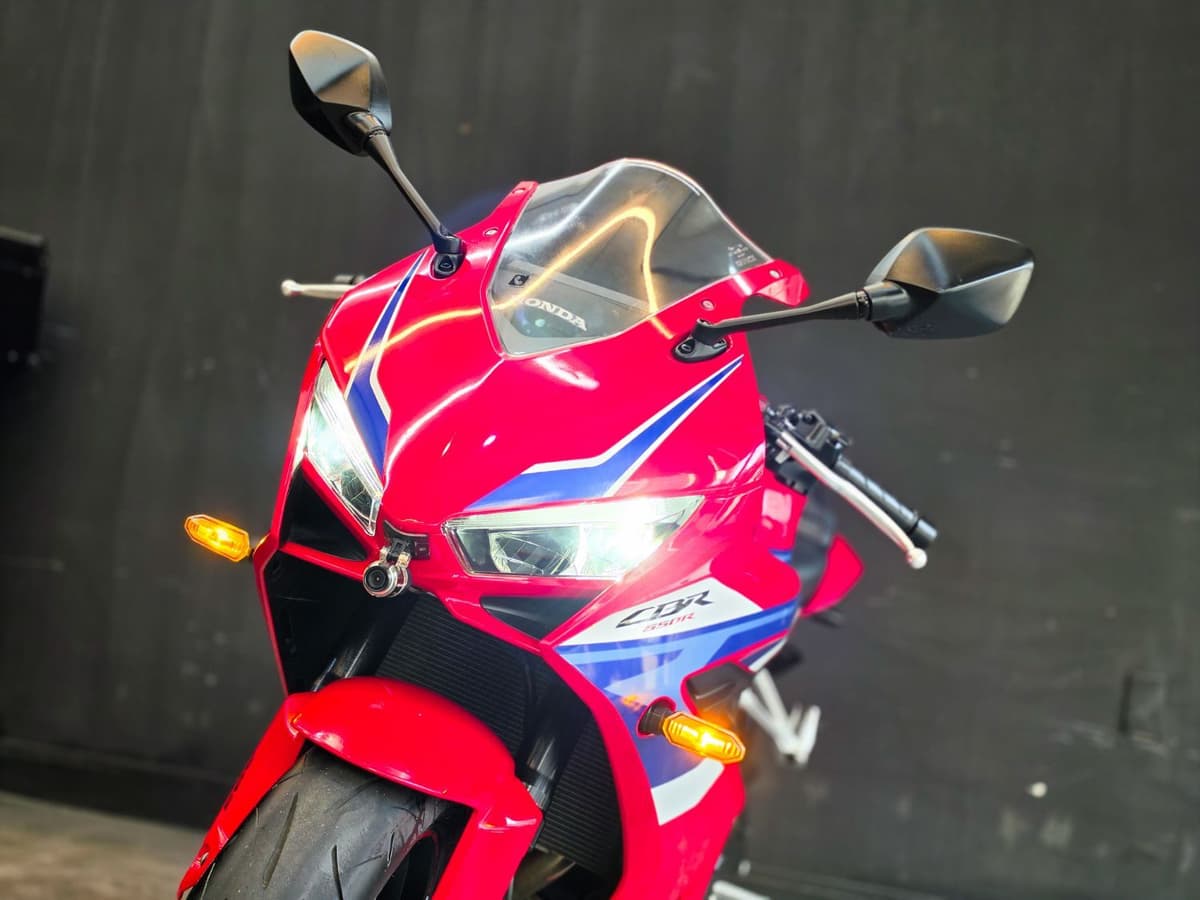 혼다 CBR 650 R E-CLUTCH 19