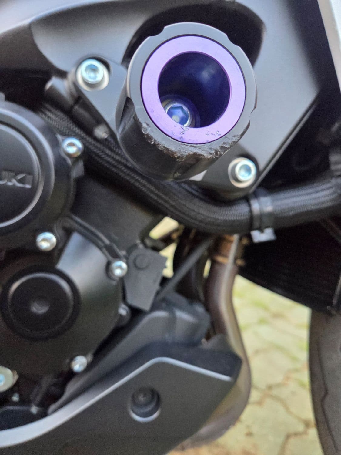 스즈키 GSX S 1000 12