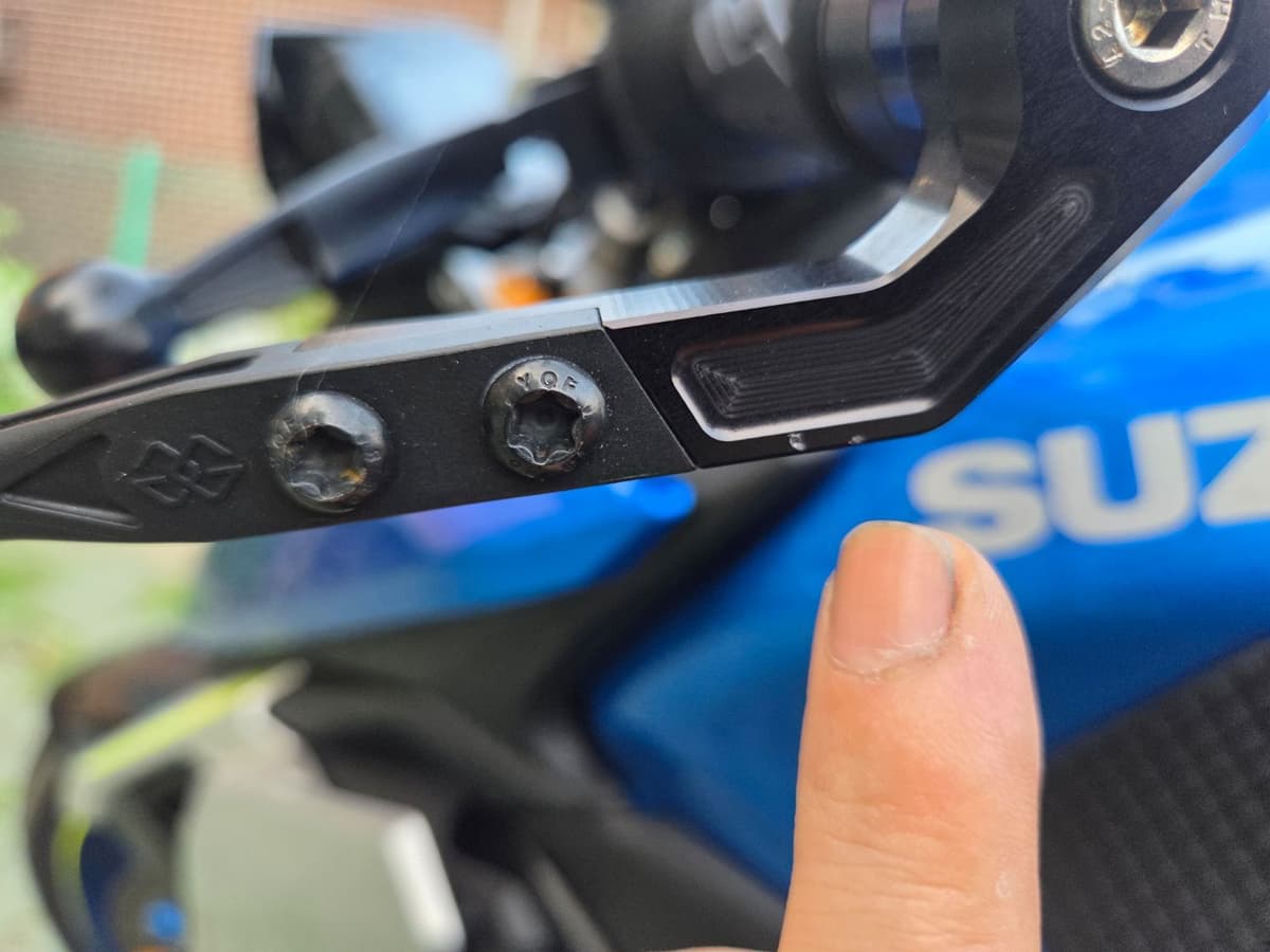 스즈키 GSX S 1000 2