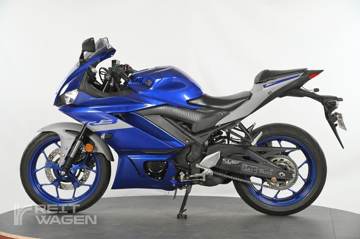 야마하 YZF R3 2