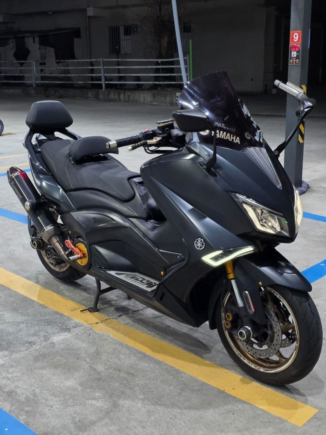 야마하 TMAX 530 1