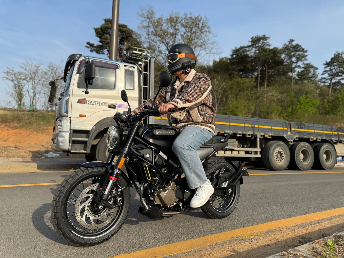 허스크바나 스바르트필렌 125 2