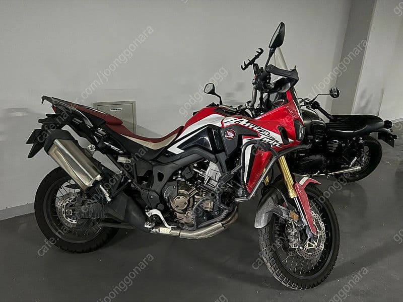 혼다 아프리카 트윈 CRF 1000 L DCT 6