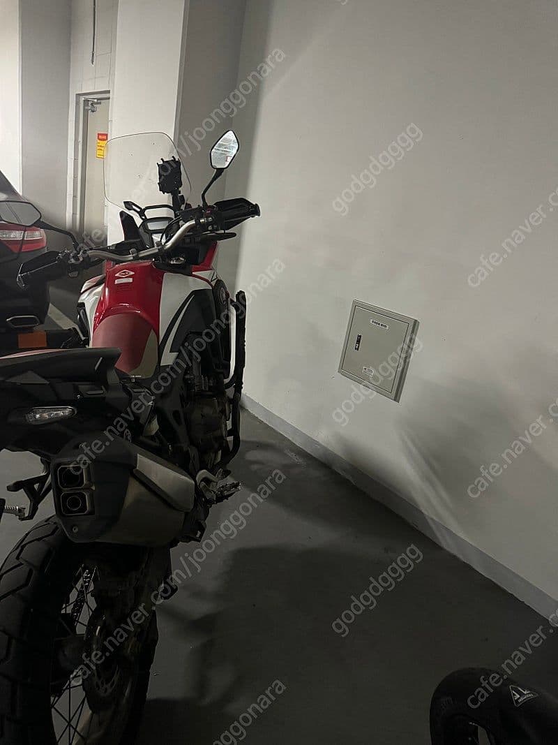혼다 아프리카 트윈 CRF 1000 L DCT 2