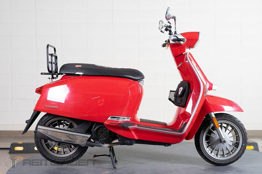 V 125