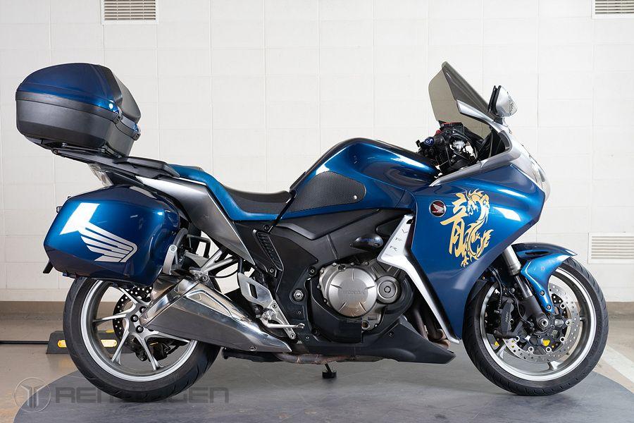 VFR 1200 F