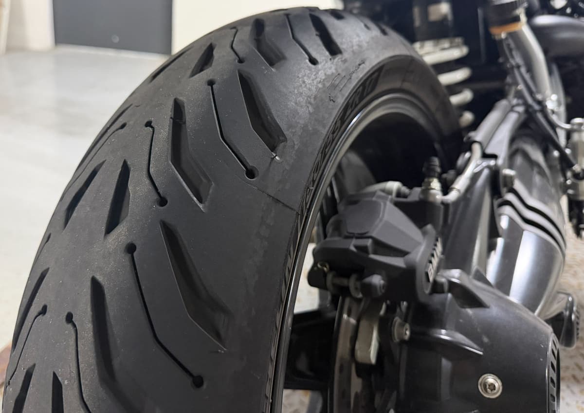 BMW R nine T 레이서 17